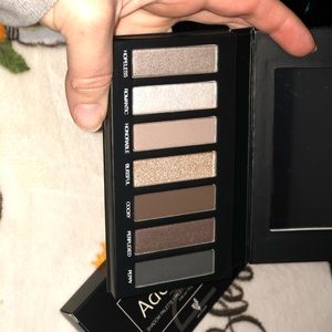 Younique moodstruck pallette #2